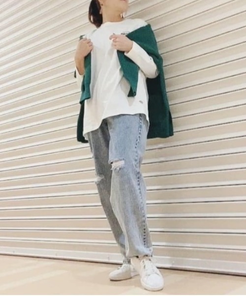 Mac-House（マックハウス）の「GOOD CREW グッドクルー ダメージワイドデニム（デニムパンツ・レディース・ケミカルウォッシュ/サックスブルー系・S/M/L）」の16枚目の写真