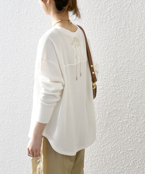 SHIPS any（シップス エニィ）の「SHIPS any:〈洗濯機可能〉ワッフル  レースアップ ラウンドヘム プルオーバー（Tシャツ/カットソー・レディース・ホワイト/ライトグレー/ネイビー/ライトグレー系1・ONE SIZE）」の22枚目の写真