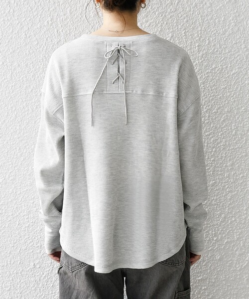 SHIPS any（シップス エニィ）の「SHIPS any:〈洗濯機可能〉ワッフル  レースアップ ラウンドヘム プルオーバー（Tシャツ/カットソー・レディース・ホワイト/ライトグレー/ネイビー/ライトグレー系1・ONE SIZE）」の17枚目の写真