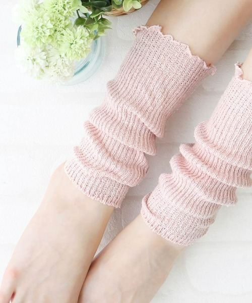 NAIGAI(ナイガイ)の「NAIGAI COMFORT レディース 口ゴムガーゼ編み シルク100% レッグウォーマー 03022819(レッグウォーマー・レディース・オフホワイト/ブラック/ブルー系その他/ベージュ系その他/ピンク・FREE)」の5枚目の写真