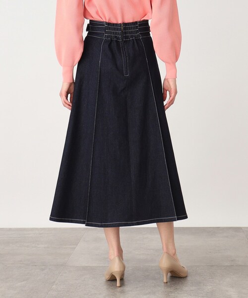 THE SHOP TK （ザ ショップ ティーケー ）の「◆【美シルエット】デニムタックスカート/手洗い可（デニムスカート・レディース・ネイビー/ベージュ/カーキ・11/12/13）」の18枚目の写真