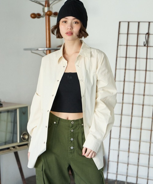 PBLIM（ページボーイリム）の「PBLIM/カラーオーバーシャツ（シャツ/ブラウス・レディース・イエロー/ブルー/クリーム・FREE）」の4枚目の写真