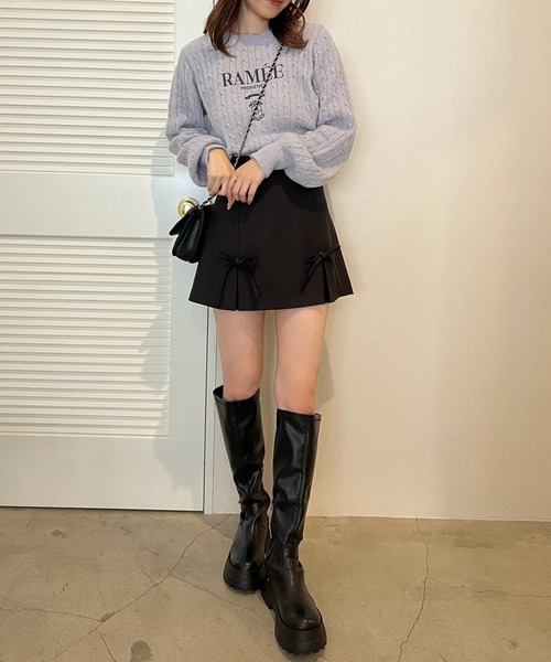 one after another NICE CLAUP(ワンアフターアナザーナイスクラップ)の「リボン取り外しミニスカート(スカート・レディース・ベージュ/ブラック/グレー・FREE)」の4枚目の写真