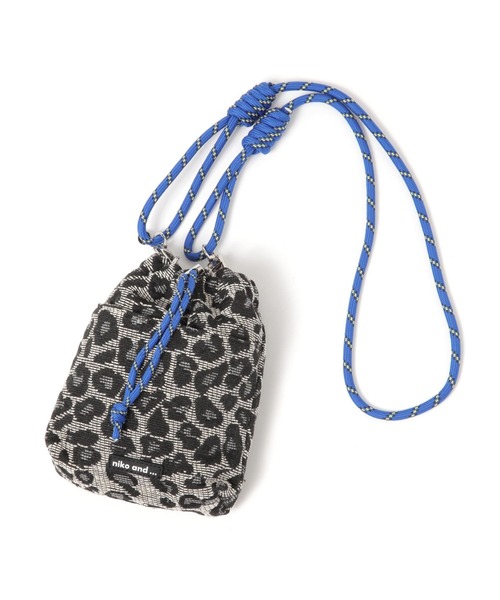 niko and...(ニコアンド)の「オリジナル細コード巾着ショルダーバッグN(ショルダーバッグ・レディース・ブラック系その他/シルバー/ブルー/アイボリー/ブラック/スカイブルー/ベージュ/イエロー/その他2/その他1/イエロー系/オレンジ/シルバー系その他/グレー系その他・0)」の14枚目の写真
