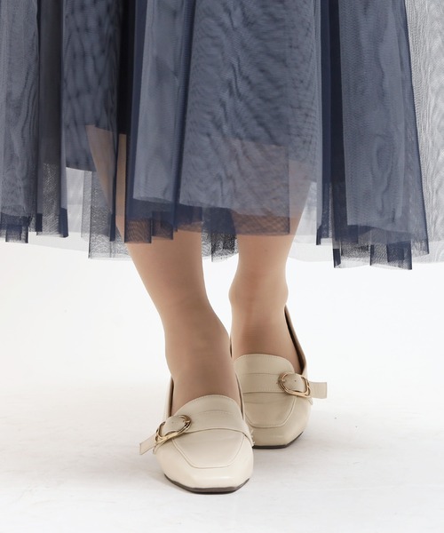 TRUDEA（トルディア）の「ベルトデザインパンプス（パンプス・レディース・ベージュ/アイボリー/ブラック・LARGE/MEDIUM/SMALL）」の14枚目の写真