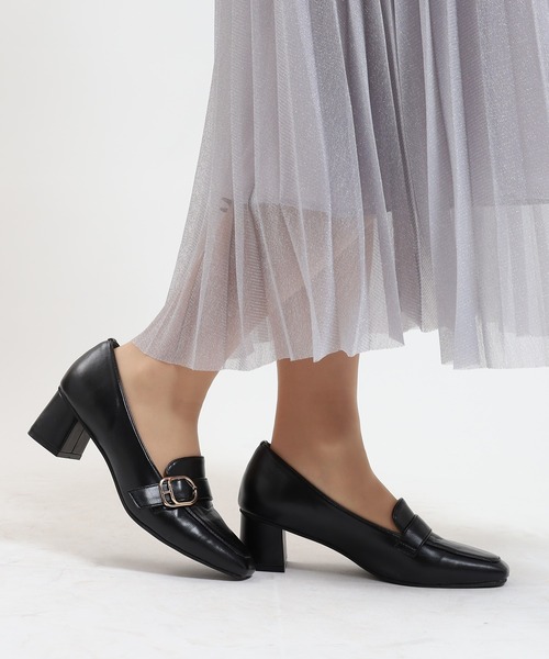 TRUDEA（トルディア）の「ベルトデザインパンプス（パンプス・レディース・ベージュ/アイボリー/ブラック・LARGE/MEDIUM/SMALL）」の11枚目の写真