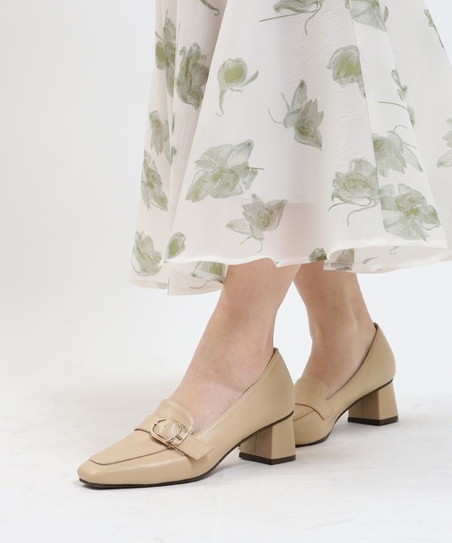 TRUDEA（トルディア）の「ベルトデザインパンプス（パンプス・レディース・ベージュ/アイボリー/ブラック・LARGE/MEDIUM/SMALL）」の6枚目の写真