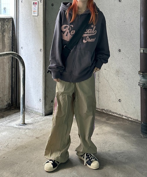 sedacle（セダクル）の「サイドボタン2way配色ナイロンパンツ（その他パンツ・メンズ・グレー/チャコールグレー/ベージュ・SMALL/MEDIUM/LARGE）」の21枚目の写真