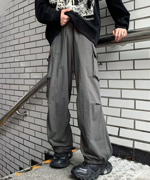 SHEPP(シープ)の「ワイド カーゴパンツ(カーゴパンツ・メンズ・ブラック/グレー・S/M/L)」の6枚目の写真