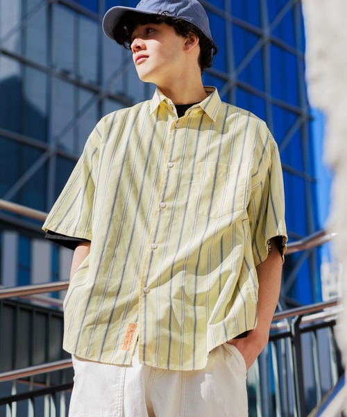 niko and...（ニコアンド）の「リネンブレンドボックスシャツ（シャツ/ブラウス・メンズ・ネイビー/イエロー/オフホワイト/ベージュ/サックスブルー/ライトグレー・MEDIUM/LARGE）」の6枚目の写真