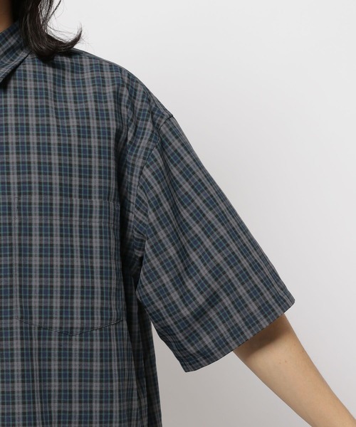 niko and...（ニコアンド）の「リネンブレンドボックスシャツ（シャツ/ブラウス・メンズ・ネイビー/イエロー/オフホワイト/ベージュ/サックスブルー/ライトグレー・MEDIUM/LARGE）」の13枚目の写真