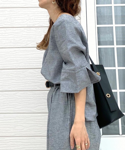 Q（キュー）の「リネンライクスリット袖ブラウス（シャツ/ブラウス・レディース・チャコールグレー/ブラック・MEDIUM）」の5枚目の写真