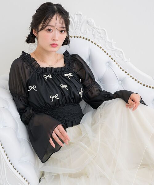 ems excite（エムズエキサイト）の「リボンパールBL（シャツ/ブラウス・レディース・ピンク/ブラック/ナチュラル・FREE）」の20枚目の写真