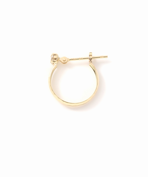 Lilas(リラ)の「1ピースダイヤテクスチャーフープピアス K18(両耳)(ピアス(両耳用)・レディース・ゴールド・FREE)」の8枚目の写真