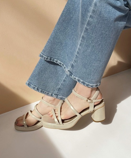 one after another NICE CLAUP（ワンアフターアナザーナイスクラップ）の「ストーム付きストラップサンダル（サンダル・レディース・ゴールド/シルバー・L/M/S）」の21枚目の写真