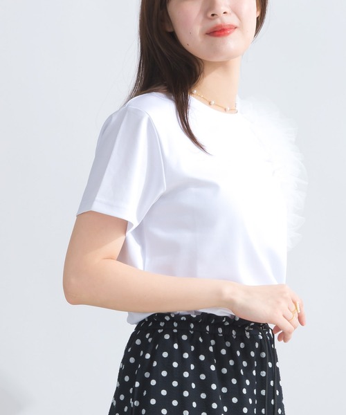 PICCIN(ピッチン)の「フリルショルダープルオーバー(Tシャツ/カットソー・レディース・ベージュ/ブラック/オフホワイト・M)」の7枚目の写真