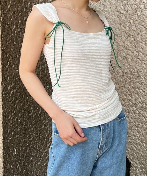 mebole(メボレ)の「バイカラーショルダーリボントップス(Tシャツ/カットソー・レディース・ブラック/ホワイト・FREE)」の8枚目の写真