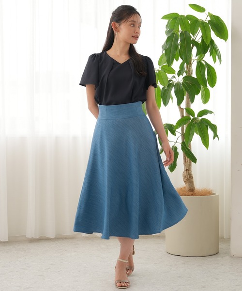 TRUDEA(トルディア)の「スラブウエストヨークサーキュラースカート(スカート・レディース・ブルー/ブラック/ベージュ・MEDIUM/LARGE/SMALL)」の13枚目の写真
