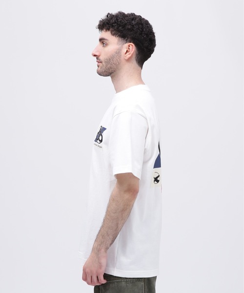 AVIREX（アヴィレックス）の「《CROSSOVER》PATCH T-SHIRT / クロスオーバー パッチ Tシャツ / AVIREX / アヴィレックス（Tシャツ/カットソー・メンズ・チャコール/ホワイト/レンガ/ブラック・MEDIUM/LARGE/X-LARGE/XX-LARGE）」の13枚目の写真