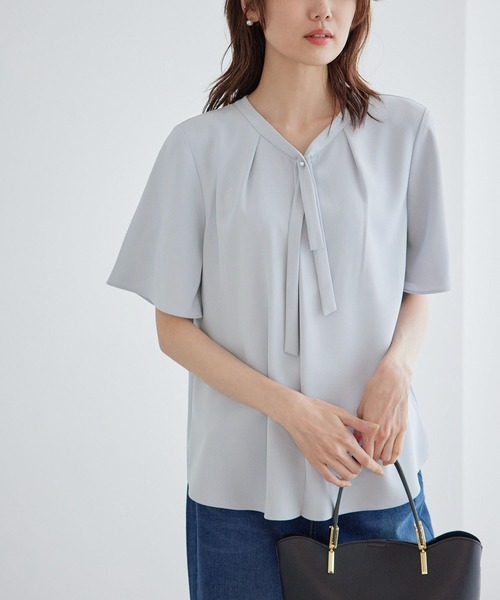 ROPE' PICNIC(ロペピクニック)の「【新色追加・2サイズ展開】メタルボタンリボンタイハーフスリーブブラウス(シャツ/ブラウス・レディース・ライトグリーン/チャコールグレー/ホワイト/サックスブルー/ホワイト系その他・38/36)」の13枚目の写真