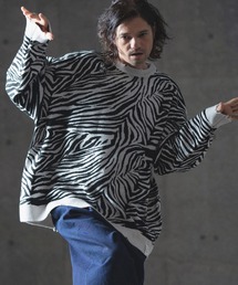 GLIMCLAP(ONbv)mn2978- Zebra jacquard oversized sweater jbg(jbg/Z[^[)