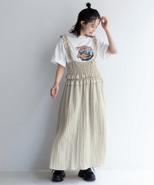 LOWRYS FARM（ローリーズファーム）の「シャーリングギャザーワンピース　140715（ワンピース・レディース・ブルー/ブラック/アイボリー・FREE）」の2枚目の写真