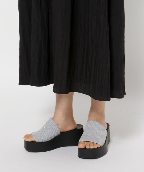 LOWRYS FARM（ローリーズファーム）の「シャーリングギャザーワンピース　140715（ワンピース・レディース・ブルー/ブラック/アイボリー・FREE）」の10枚目の写真