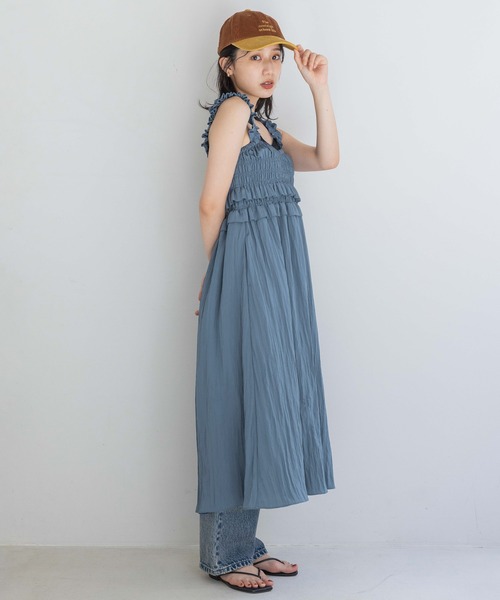 LOWRYS FARM（ローリーズファーム）の「シャーリングギャザーワンピース　140715（ワンピース・レディース・ブルー/ブラック/アイボリー・FREE）」の22枚目の写真