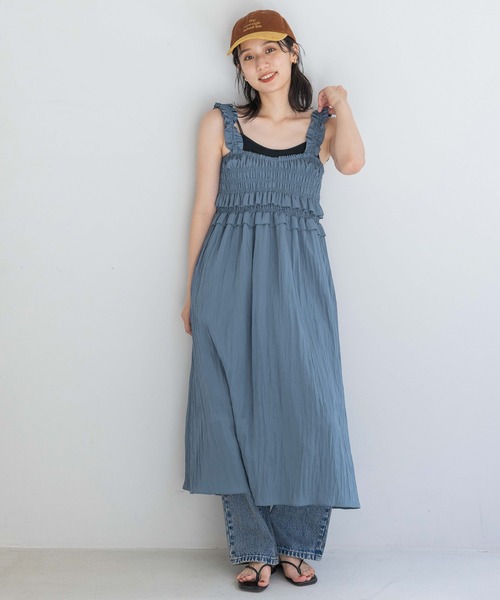 LOWRYS FARM（ローリーズファーム）の「シャーリングギャザーワンピース　140715（ワンピース・レディース・ブルー/ブラック/アイボリー・FREE）」の21枚目の写真