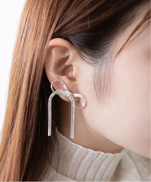 RANDA（ランダ）の「チェーンリボンピアス（ピアス（両耳用）・レディース・シルバー/ゴールド・FREE）」の8枚目の写真