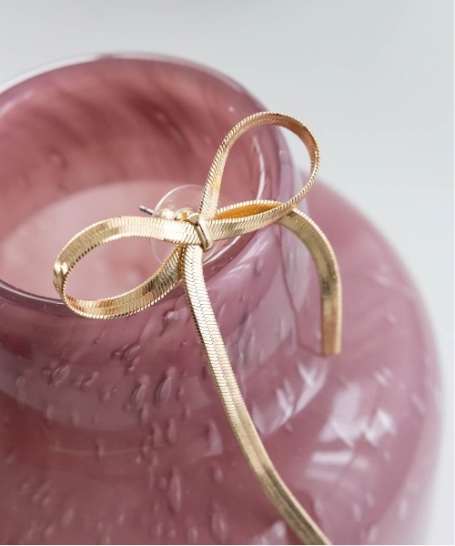 RANDA（ランダ）の「チェーンリボンピアス（ピアス（両耳用）・レディース・シルバー/ゴールド・FREE）」の3枚目の写真