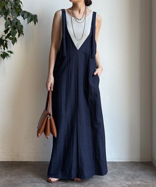 新品　ウノピゥ　ワンピース 新色追加/前後2WAYで着られる】深Vワンピース（ワンピース）｜DouDou