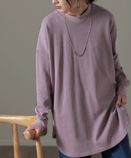 HUG.U(ハグユー)の「裾長 モックネックロンT(Tシャツ/カットソー・レディース・グレー/ナチュラル/グレイッシュブルー/ホワイト/キャメル/ラベンダー/ブラック・FREE)」の6枚目の写真