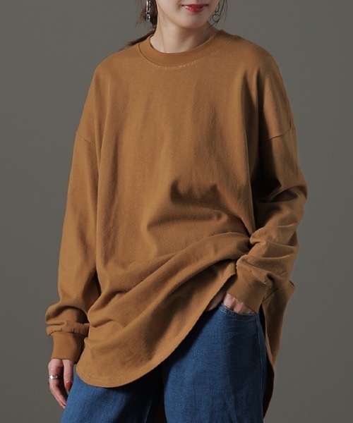 HUG.U(ハグユー)の「裾長 モックネックロンT(Tシャツ/カットソー・レディース・グレー/ナチュラル/グレイッシュブルー/ホワイト/キャメル/ラベンダー/ブラック・FREE)」の17枚目の写真
