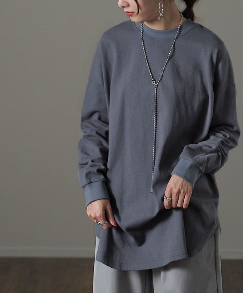 HUG.U(ハグユー)の「裾長 モックネックロンT(Tシャツ/カットソー・レディース・グレー/ナチュラル/グレイッシュブルー/ホワイト/キャメル/ラベンダー/ブラック・FREE)」の13枚目の写真