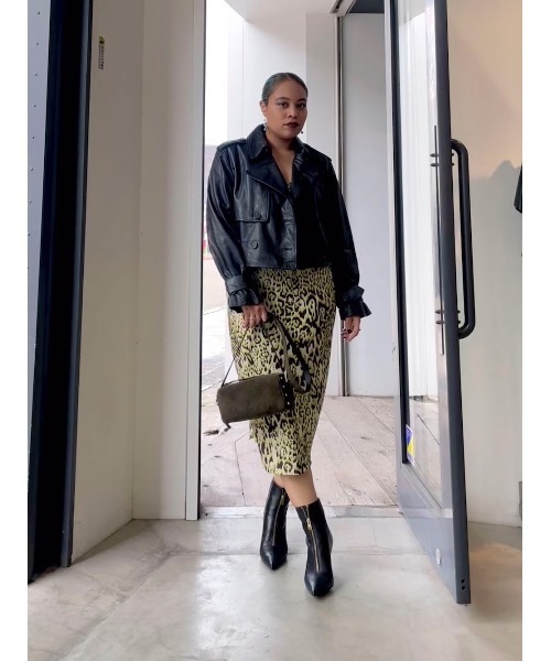 MIRO BARRELL LEATHER CROSSBODY BAG | MIRO バレル レザー クロスボディ バッグ（ショルダーバッグ）｜ALLSAINTS（オールセインツ）