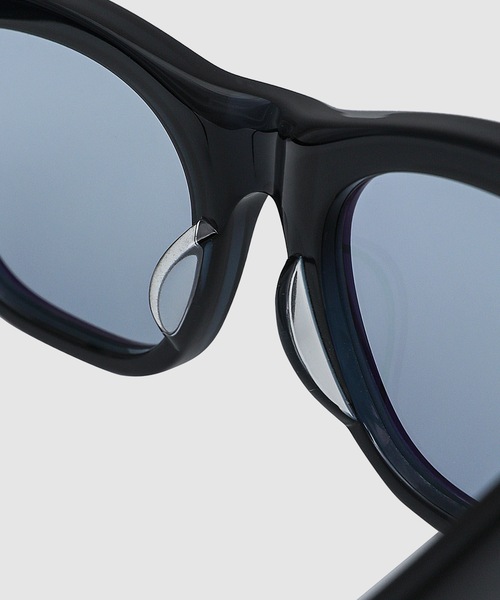 PORTER CLASSIC(ポータークラシック)の「SUNGLASSES BEATNIK COLLECTION(サングラス・メンズ・ネイビー・L)」の2枚目の写真
