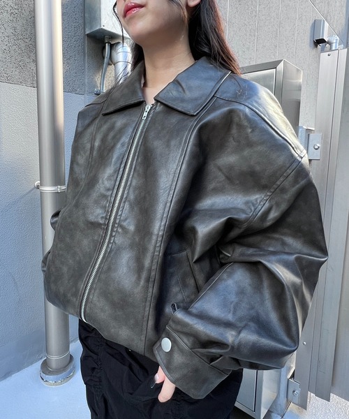 Figments(フィグメンツ)の「ヴィンテージ合皮ジャケット(ブルゾン・レディース・ブラック系その他・LARGE/X-LARGE)」の3枚目の写真