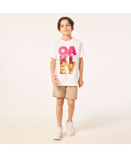 OAKLEY(オークリー)の「オークリー EN QDEVO SS TEE BOLD YTR 7.0/Tシャツ/ UPF50+/ 吸汗速乾/ 抗菌防臭/ YOUTH キッズ・ユース/OAKLEY(Tシャツ/カットソー・キッズ・ホワイト/ブルー/ブラック/オレンジ・M/L/S/XS)」の12枚目の写真