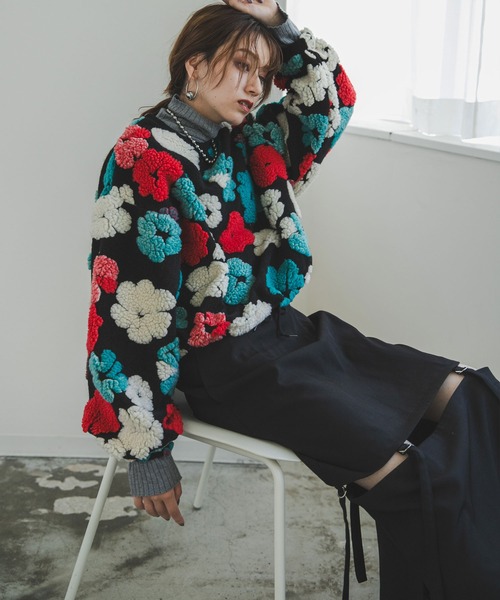 bohmal(ボマール)の「フラワーボアプルオーバー(ニット/セーター・レディース・ブラック/ネイビー/グレー・MEDIUM)」の14枚目の写真