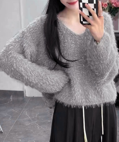 Miniministore(ミニミニストア)の「ラメシャギーニットトップス Vネック秋冬(ニット/セーター・レディース・ブルー/グレー/アイボリー/ベージュ/ダークグレー/ラベンダー/イエロー/ピンク・FREE)」の1枚目の写真