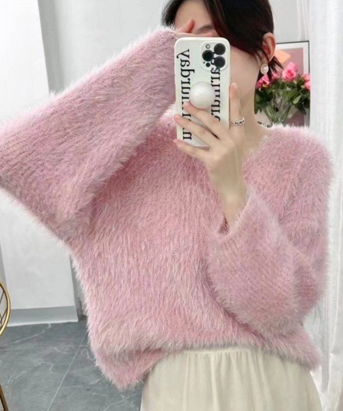 Miniministore(ミニミニストア)の「ラメシャギーニットトップス Vネック秋冬(ニット/セーター・レディース・ブルー/グレー/アイボリー/ベージュ/ダークグレー/ラベンダー/イエロー/ピンク・FREE)」の8枚目の写真