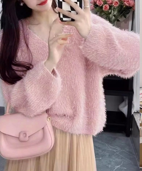Miniministore(ミニミニストア)の「ラメシャギーニットトップス Vネック秋冬(ニット/セーター・レディース・ブルー/グレー/アイボリー/ベージュ/ダークグレー/ラベンダー/イエロー/ピンク・FREE)」の20枚目の写真