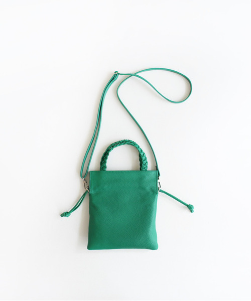 TIDEWAY（タイドウェイ）の「MONTH ITALY LEATHER 2WAY SHOULDER（ショルダーバッグ・レディース・ピンクベージュ/グレイッシュベージュ/ライトベージュ/ブラック/ターコイズブルー/ブルー/オレンジ/ミント/レッド/ライム/グリーン/ホワイト・FREE）」の21枚目の写真