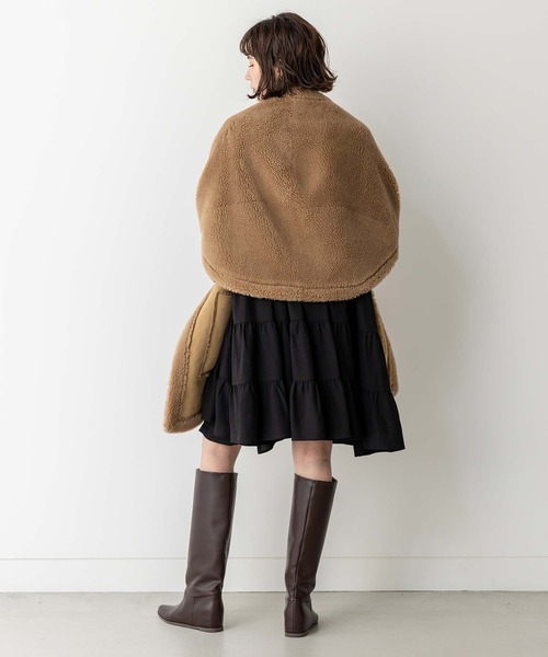 Gready Brilliant（グレディブリリアン）の「ボア×スエードショール