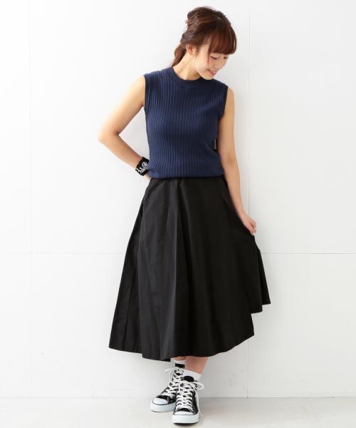 Ray BEAMS（レイビームス）の「Ray BEAMS / アシメヘムフレアースカート（スカート・レディース・ブラック/ネイビー・0/1）」の6枚目の写真