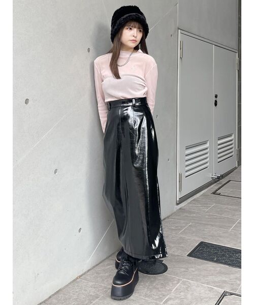 MURUA（ムルーア）の「フェイクパテントレザースカート（スカート・レディース・ブラック/ワイン・1/2）」の15枚目の写真