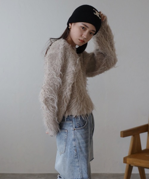 ENC（エンク）の「teddybear shaggy cropped pullover / テディベアーシャギークロップドプルオーバー（ニット/セーター・レディース・ブラウン系その他/ダークグレー/オートミール・FREE）」の5枚目の写真