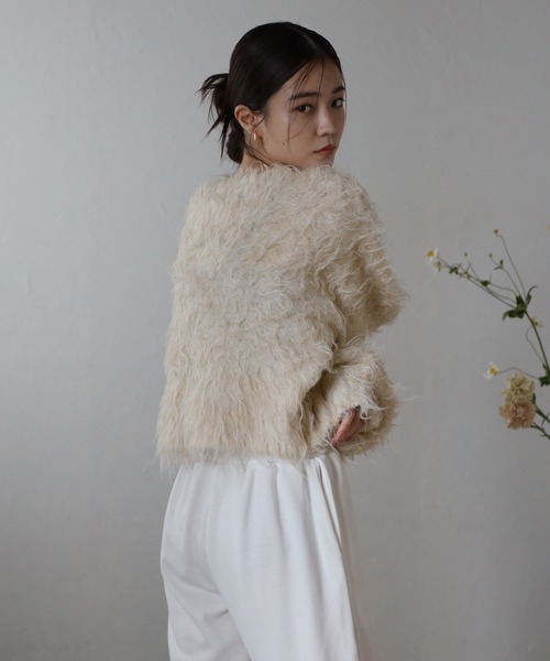 ENC（エンク）の「teddybear shaggy cropped pullover / テディベアーシャギークロップドプルオーバー（ニット/セーター・レディース・ブラウン系その他/ダークグレー/オートミール・FREE）」の21枚目の写真