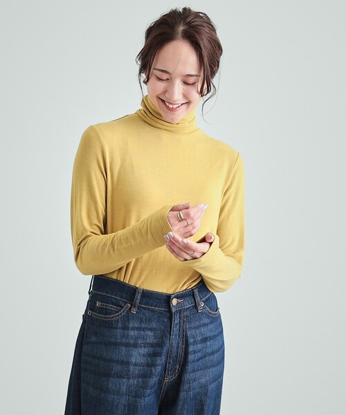 DRESKIP（ドレスキップ）の「◆【S-LL/吸湿発熱】あったかインナータートル（Tシャツ/カットソー・レディース・ブラック/オフホワイト/ナチュラル/イエロー・01/02/03/04）」の17枚目の写真